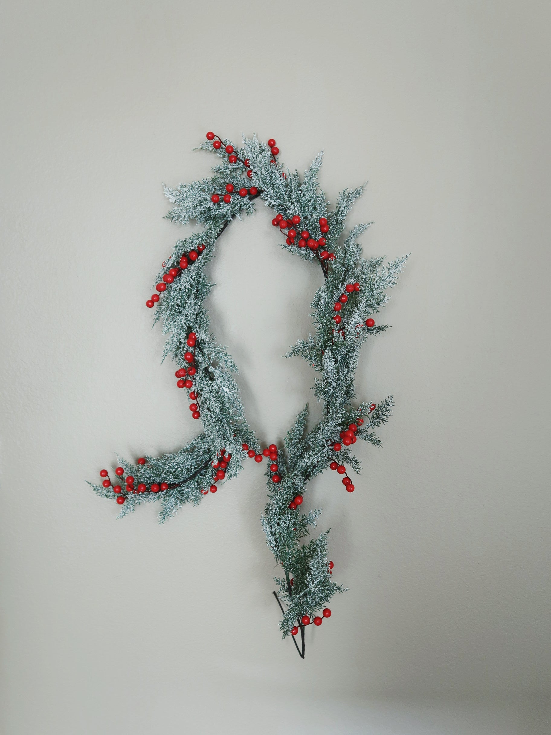 Real Touch Snowed Norfolk Pine Garland Extra Full with Berries and Snow Winter Holiday Home Decor Christmas Home Decor Artificial Garland