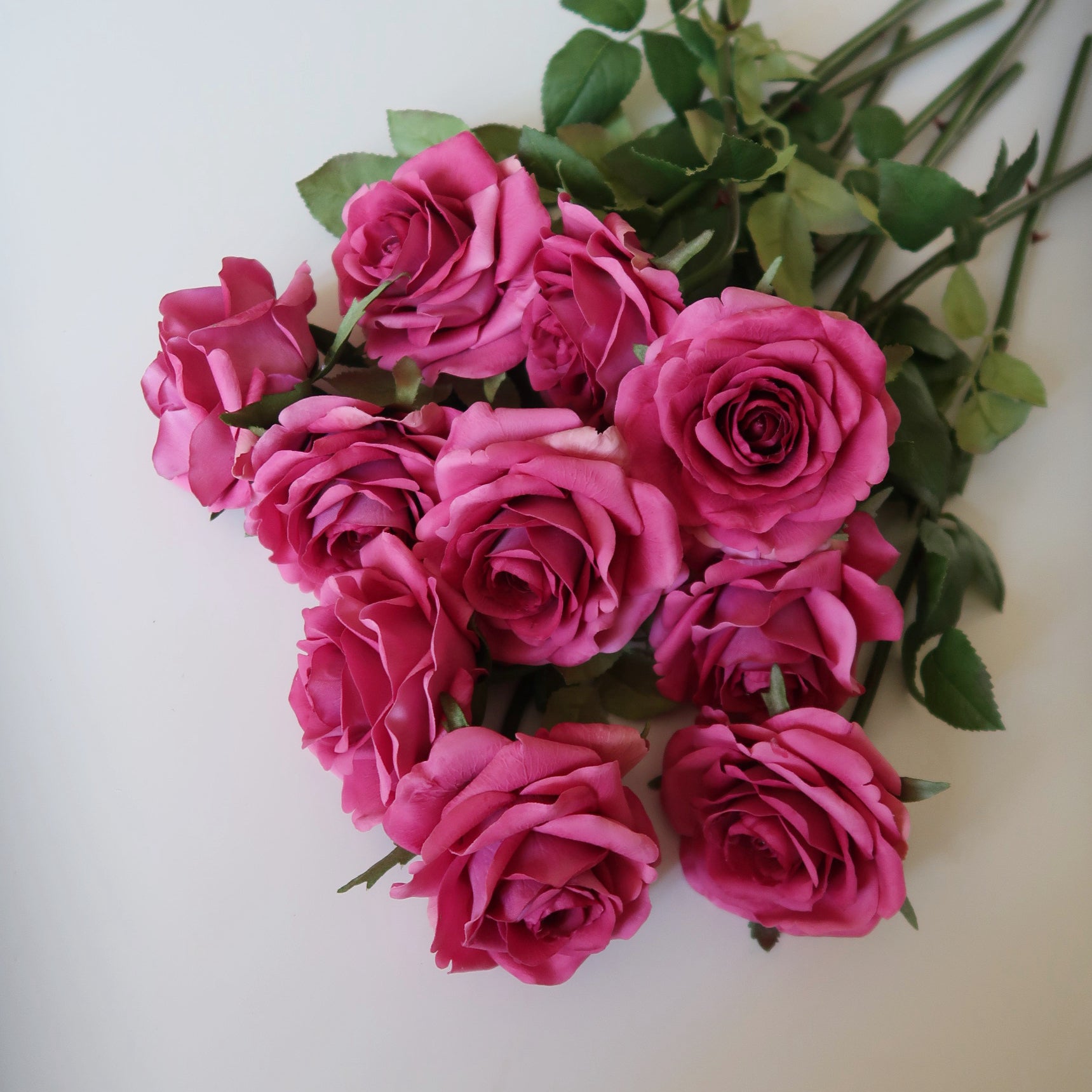 High Quality Faux Real Touch Rose Bouquet Most Realistic Artificial Roses for Gifting and Home Decor Valentine's Day Gift Birthday Gift Mother's Day Gift Eternity Roses Pink Rose Bouquet