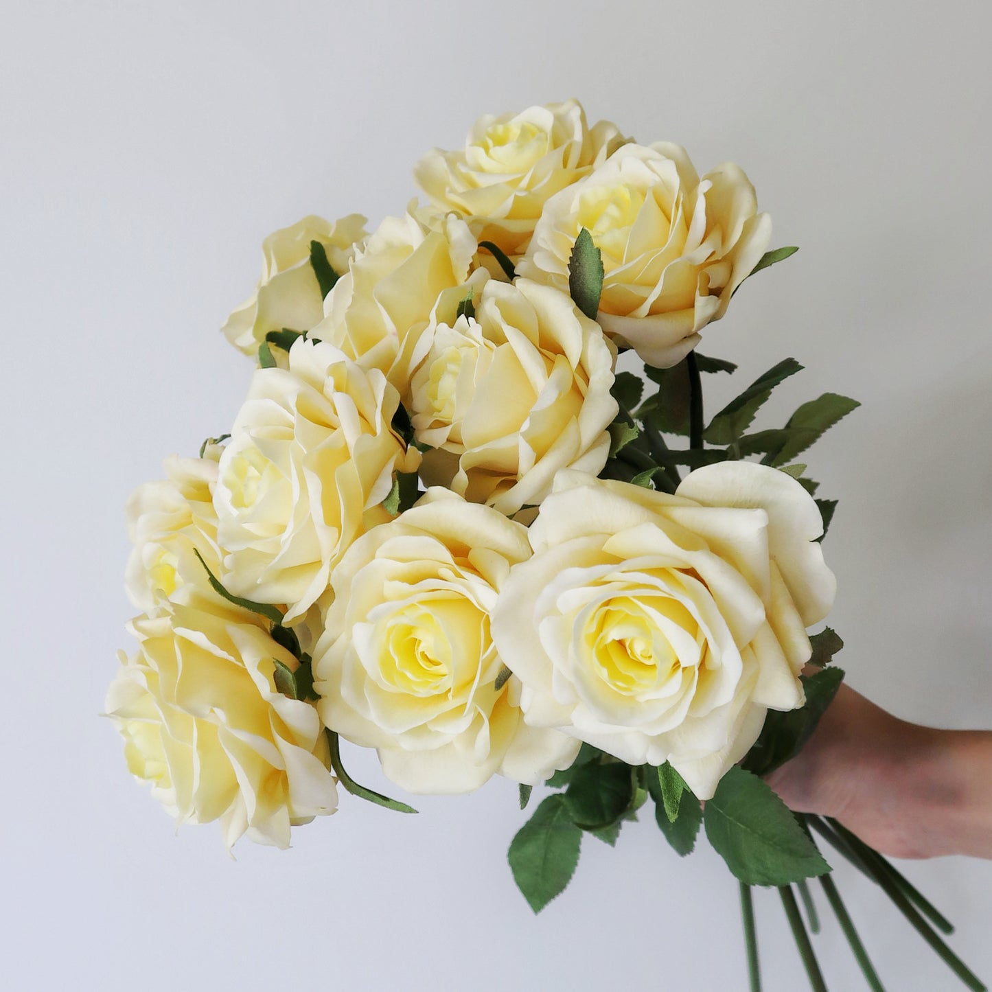 High Quality Faux Real Touch Rose Bouquet Most Realistic Artificial Roses for Gifting and Home Decor Valentine's Day Gift Birthday Gift Mother's Day Gift Eternity Roses Yellow Rose Bouquet